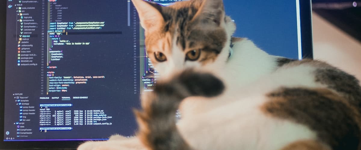 TypeScript Enum vs Const Enum vs 객체 리터럴: 타입 안전한 상수 관리 전략